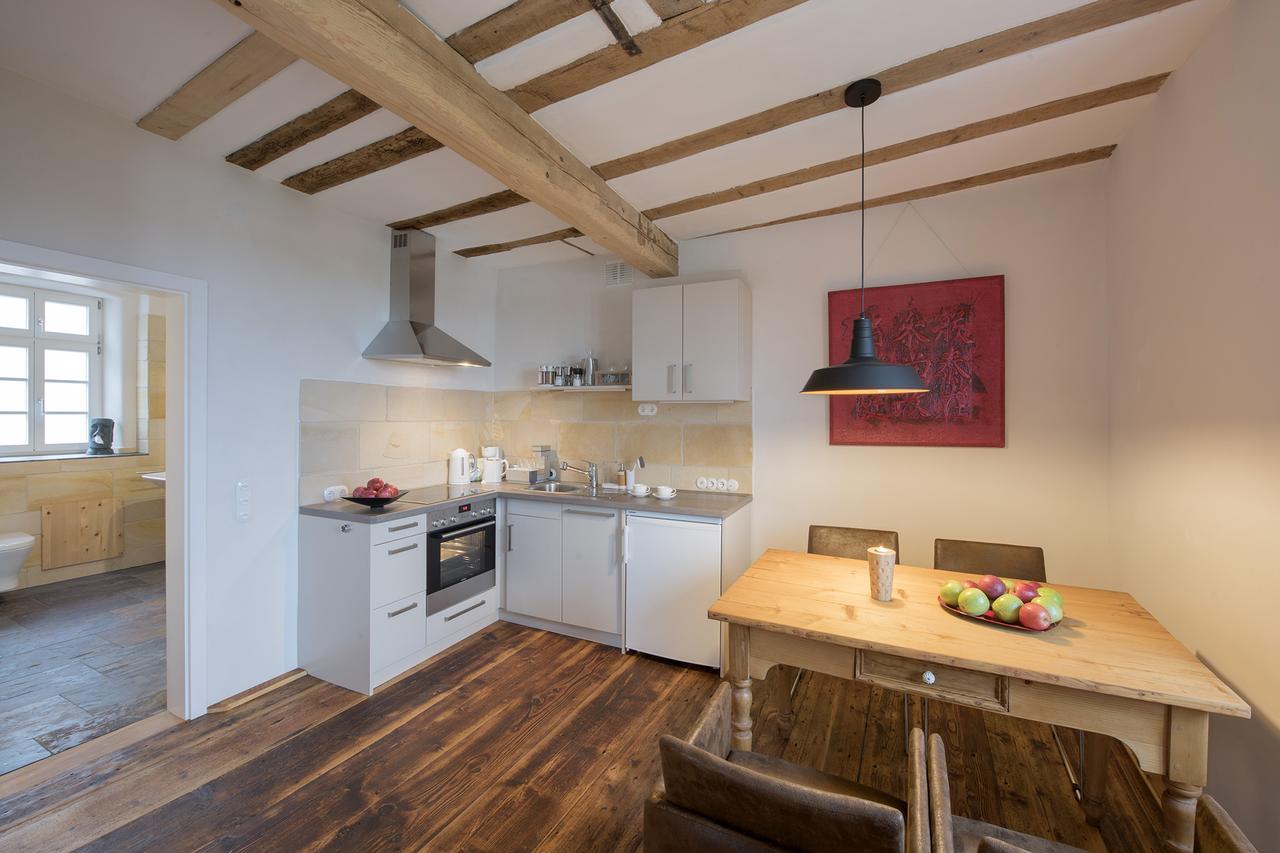 Burggarten Appartements Neuleiningen מראה חיצוני תמונה