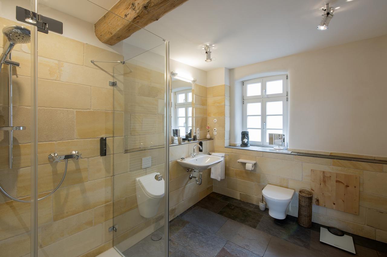 Burggarten Appartements Neuleiningen מראה חיצוני תמונה