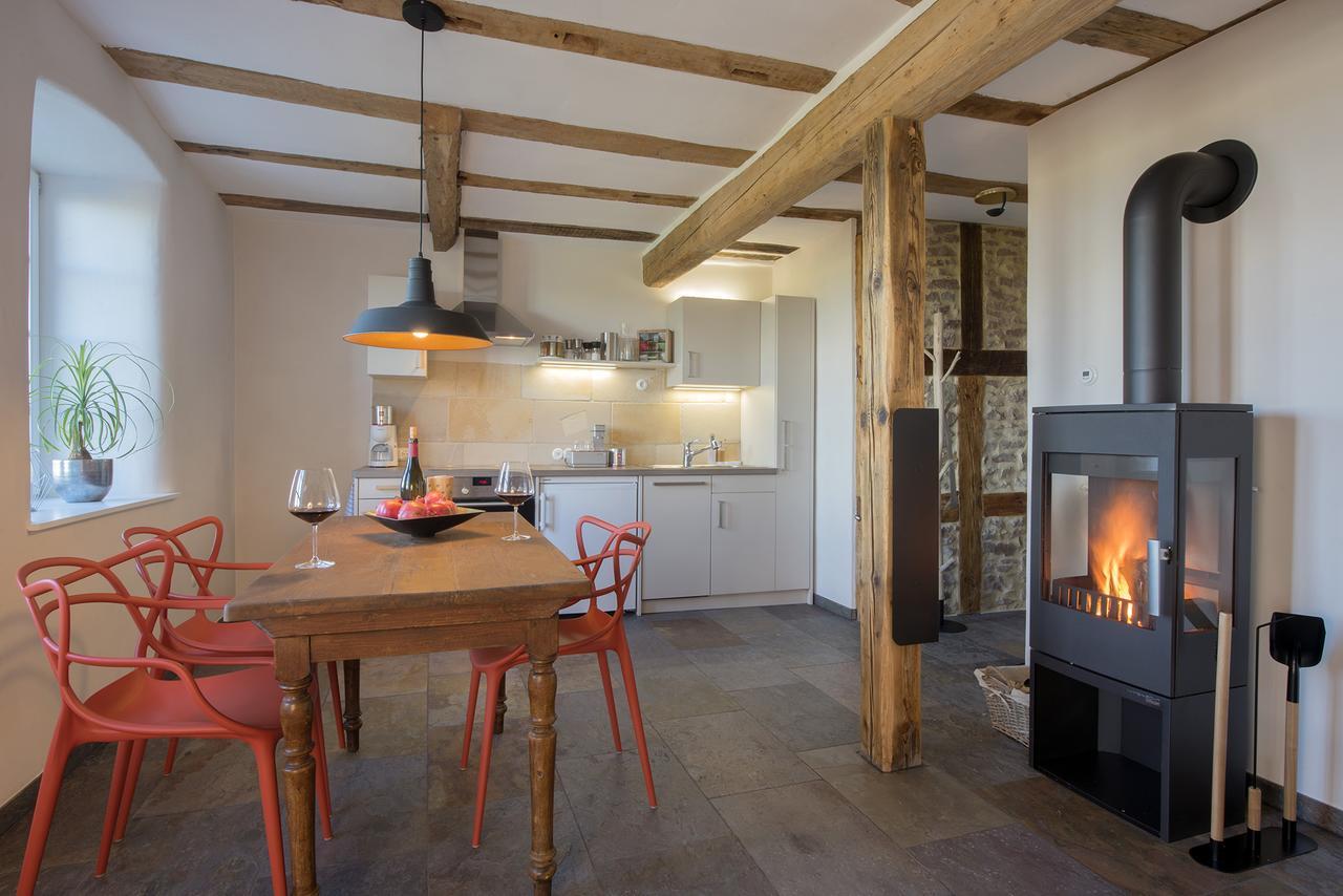 Burggarten Appartements Neuleiningen מראה חיצוני תמונה